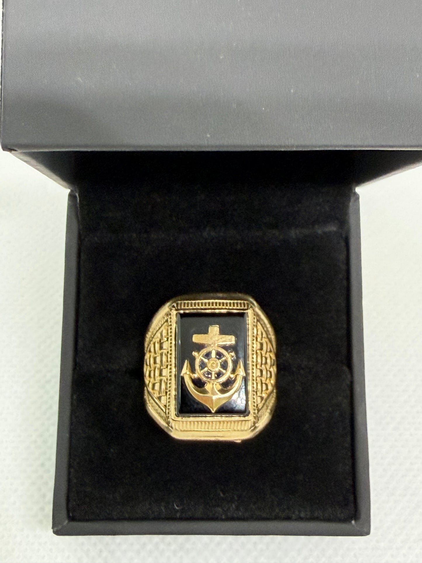 10K Solid Gold Anchor Ring - Size 8